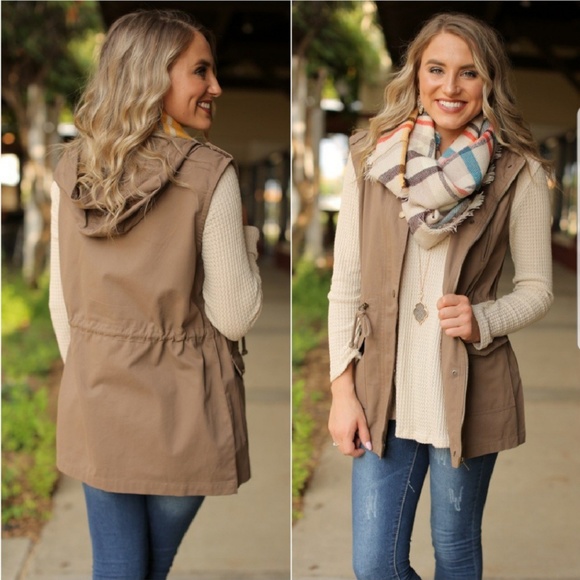 Mocha Utility Vest - Picture 2 of 6